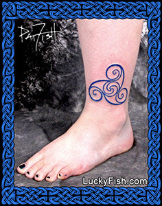 Tattoo of a Celtic Pictish spiral knot design on a person's ankle by Pat Fish of Luckyfish.com