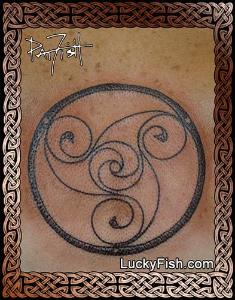 Loughan Island Disc Celtic Tattoo Design – LuckyFishArt